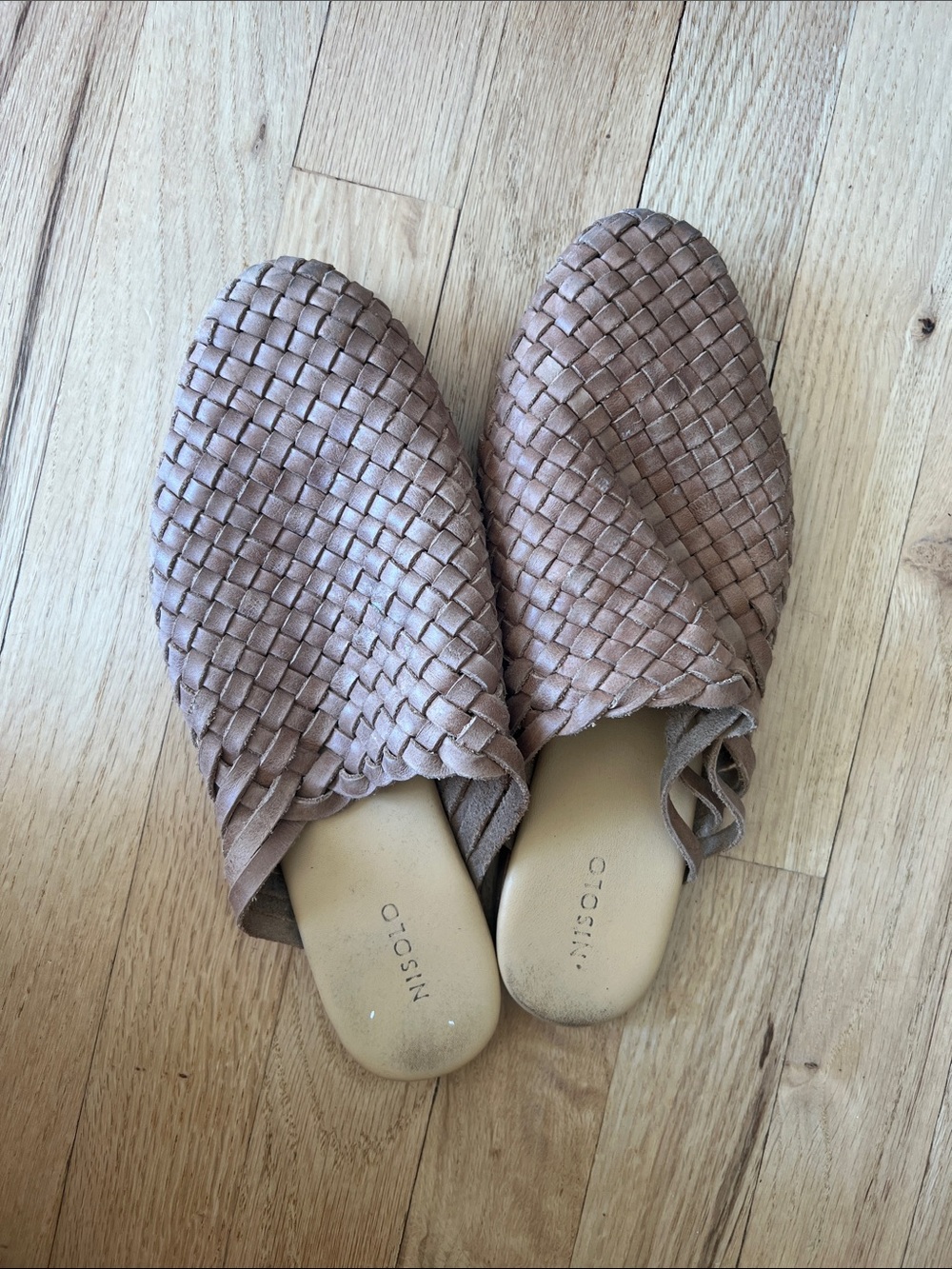 Nisolo Go-To Woven Slip On, Almond Size 8